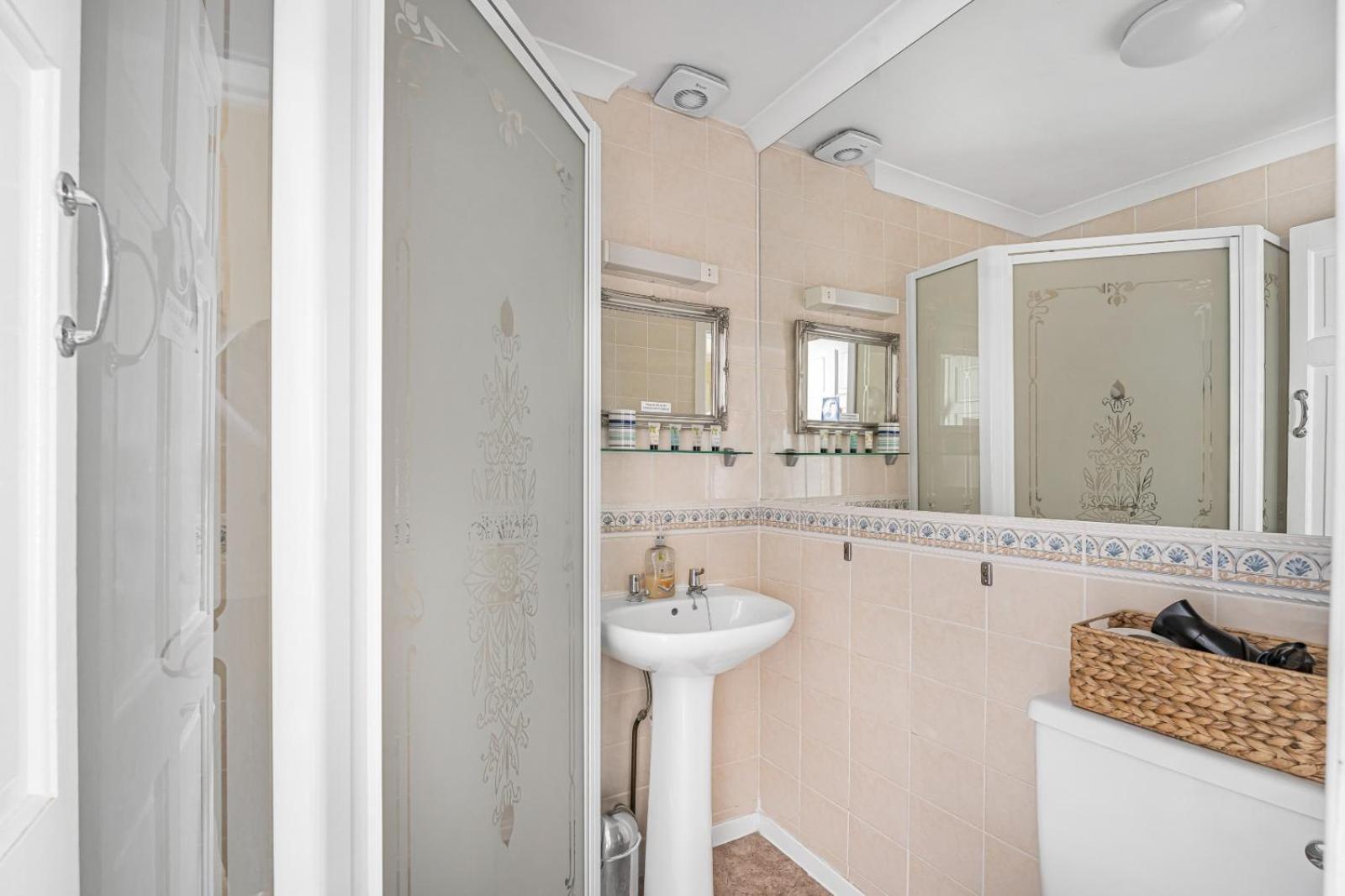 Summerlands Guest House Torquay Esterno foto
