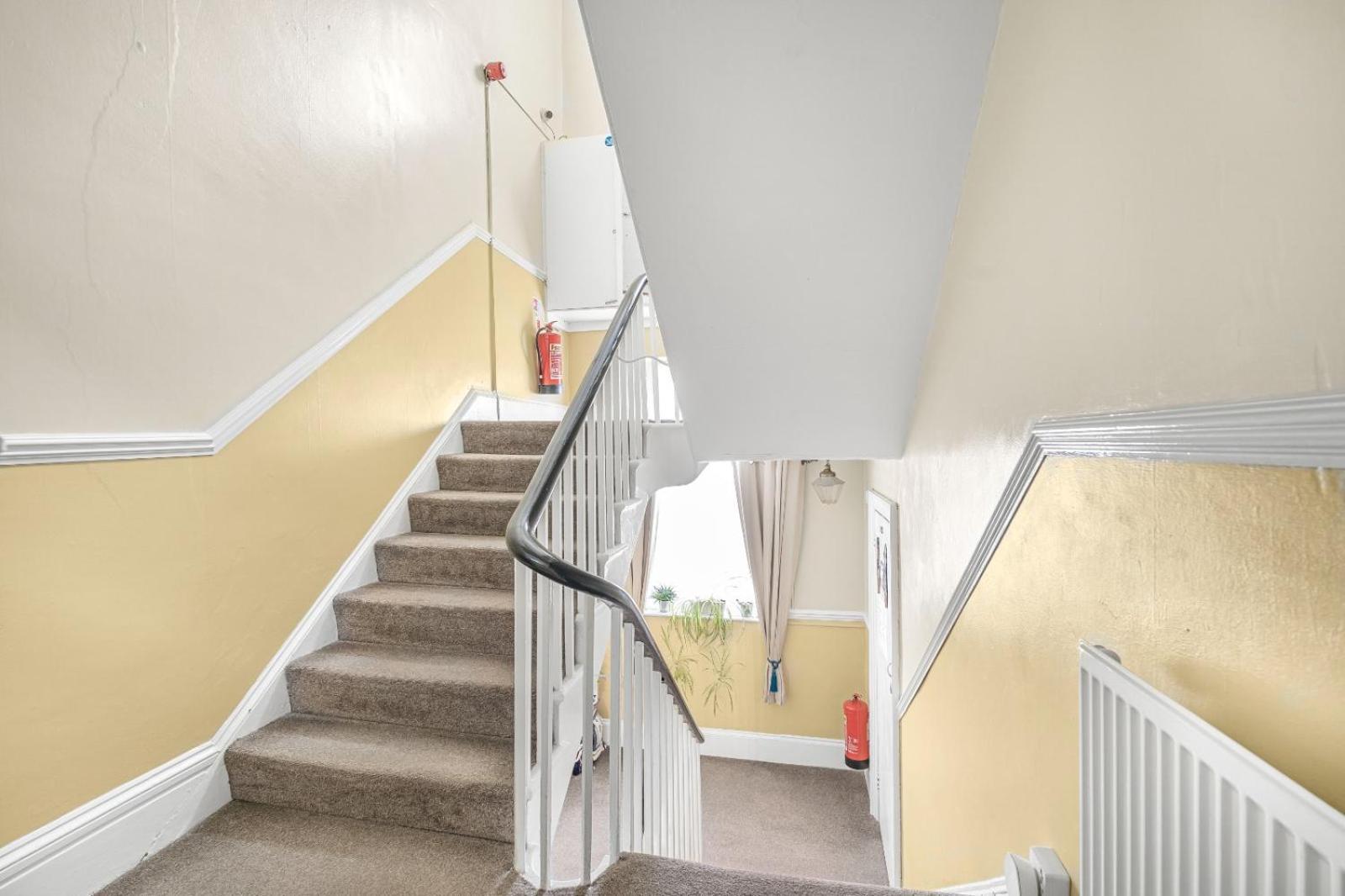 Summerlands Guest House Torquay Esterno foto