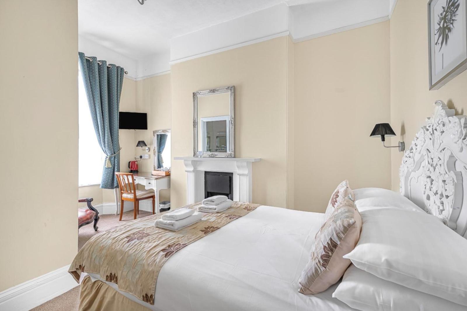 Summerlands Guest House Torquay Esterno foto